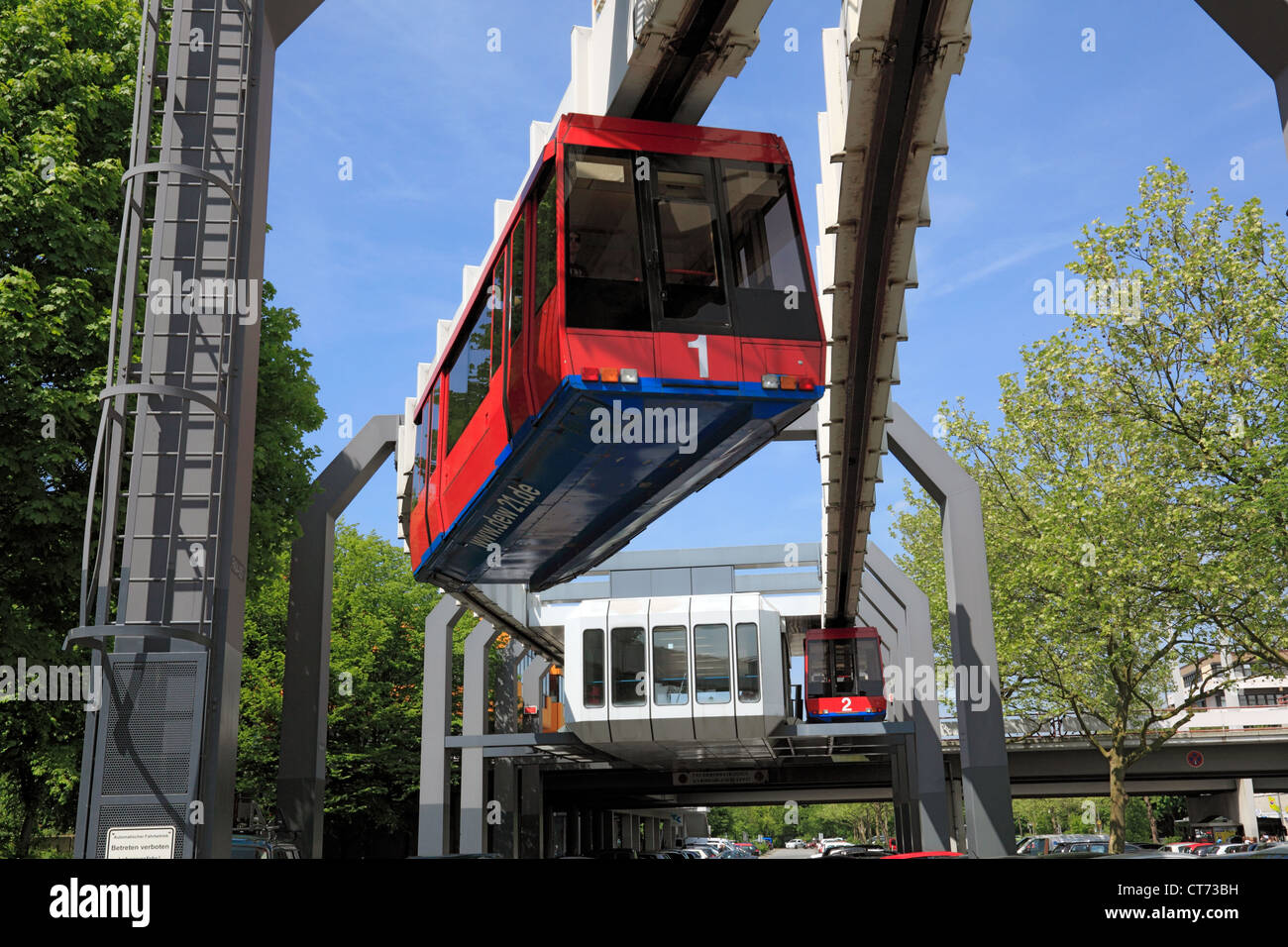 D-Dortmund, Ruhr, en Westphalie, Rhénanie-Palatinat, NRW, TU Dortmund University, H-Bahn, Haengebahn, pendaison de fer entre Nord et Sud Campus Campus Banque D'Images