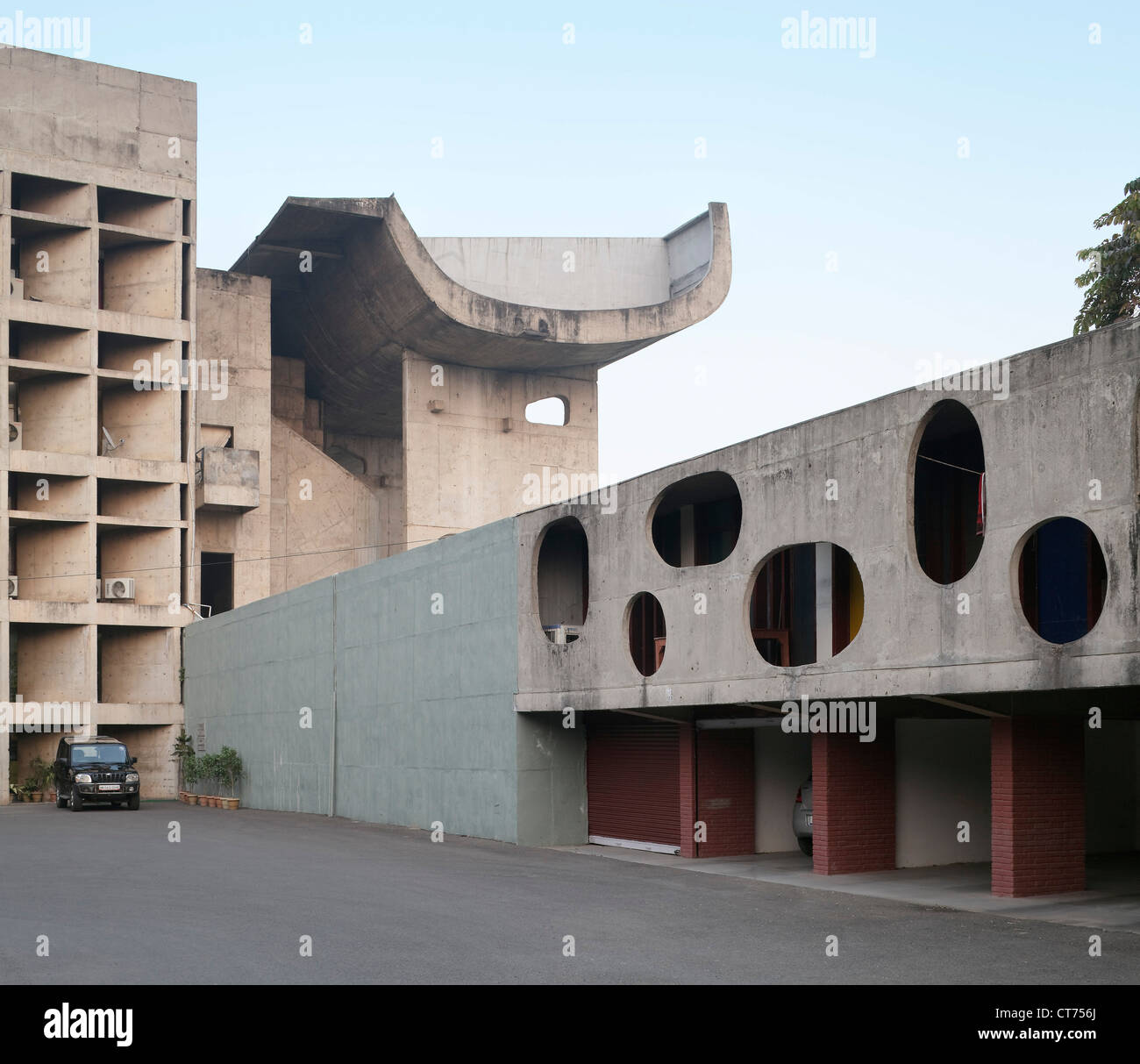 Capitol Complex, Chandigarh, Inde. Architecte : Le Corbusier, 1957. Vue ...