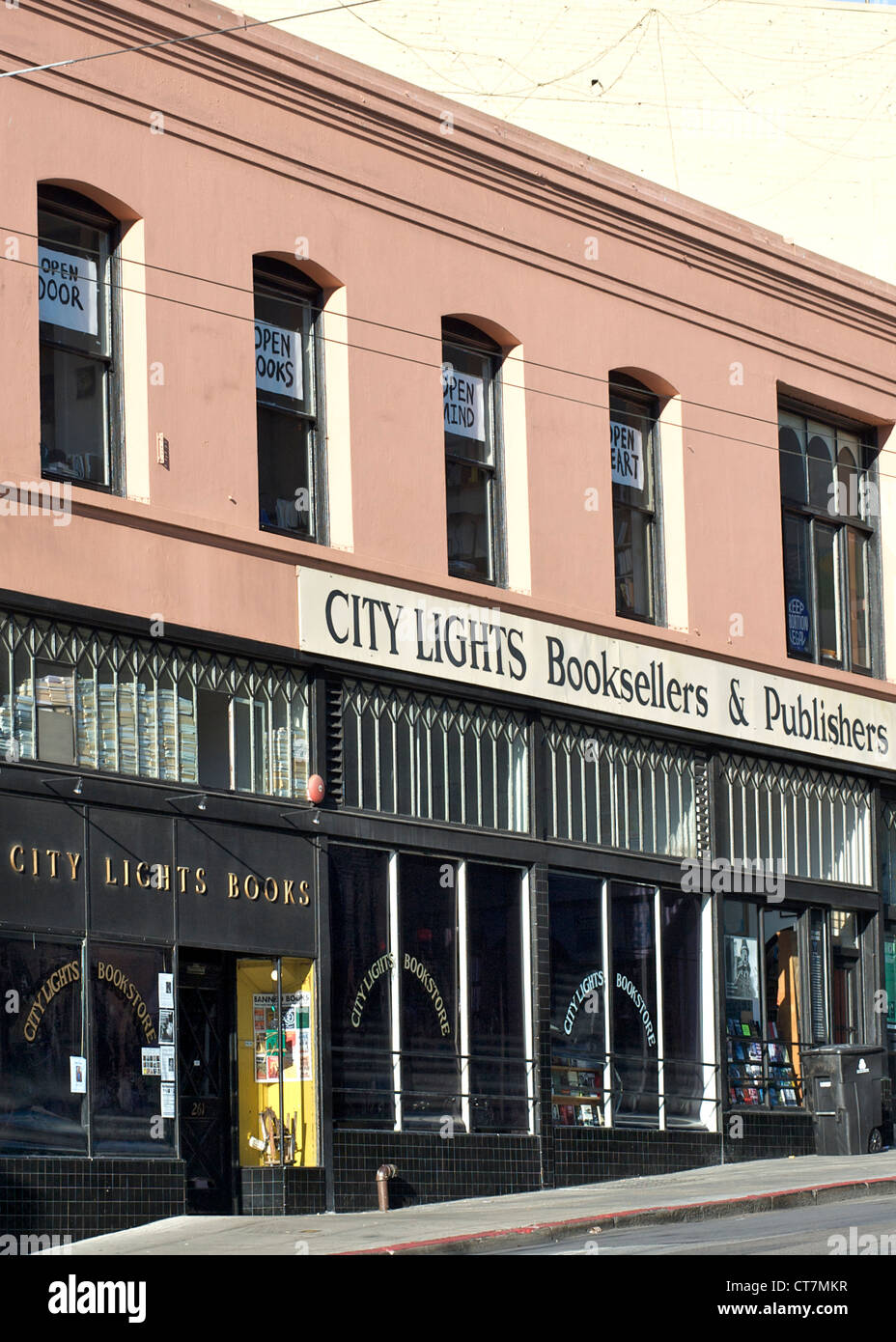 Le City Lights bookstore dans la plage du nord de San Francisco, Californie, USA. Banque D'Images