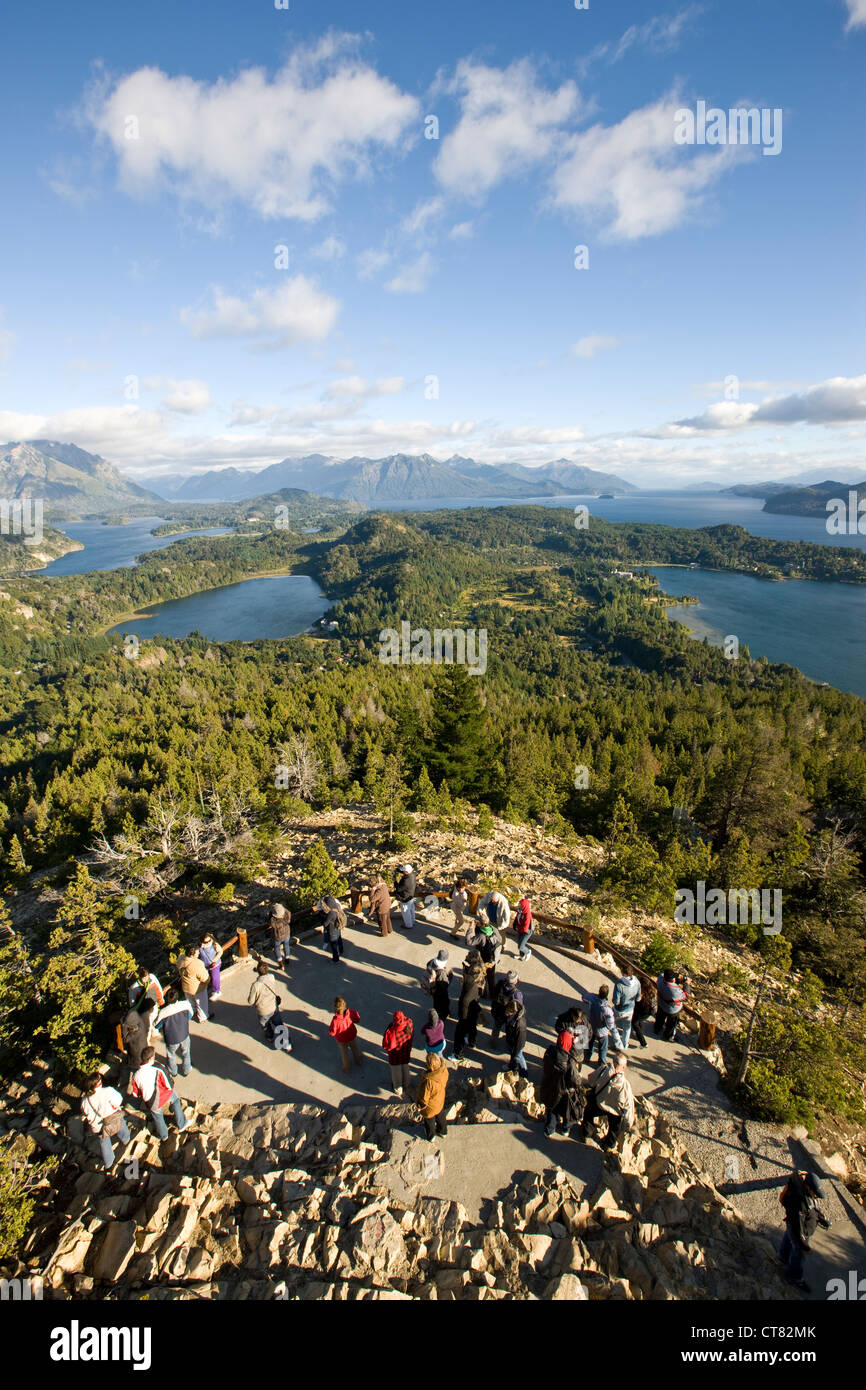 Télésiège Campanario Aerosilla avec vue sur le Lac Nahuel Huapi Banque D'Images