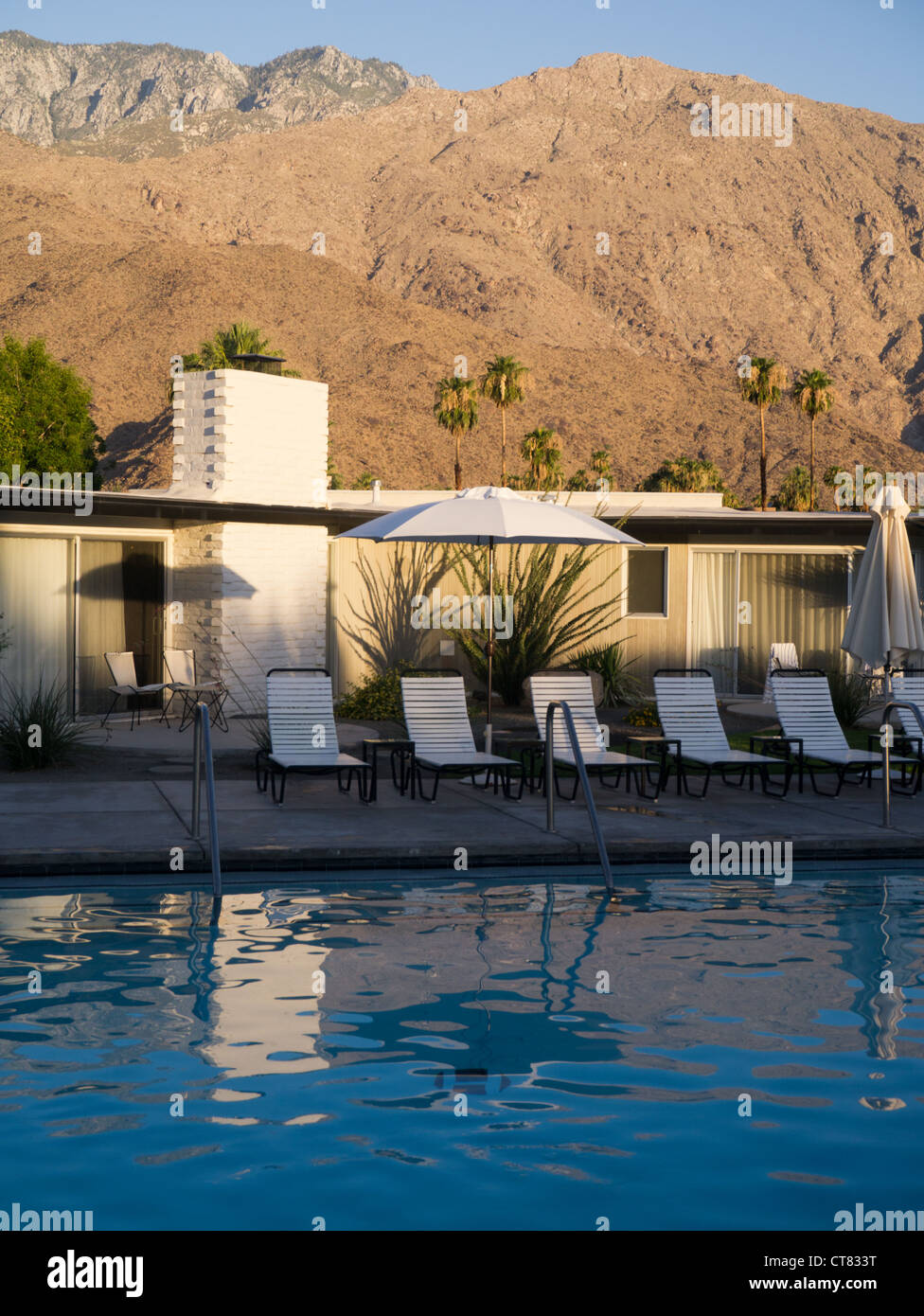 L'Horizon Hotel à Palm Springs, conçu par William Cody pour Jack Wrather en 1952. C'est maintenant un hôtel de caractère iconique Banque D'Images