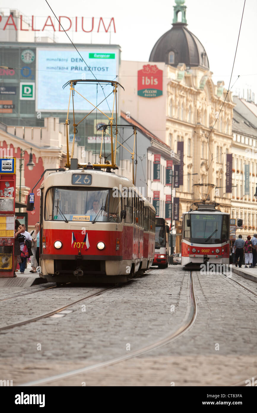 Prague, République tchèque, tram, tramway, train, rail, transports, voyager, ville, urbain, scène, ancien, vieux, bâtiments, architectur Banque D'Images