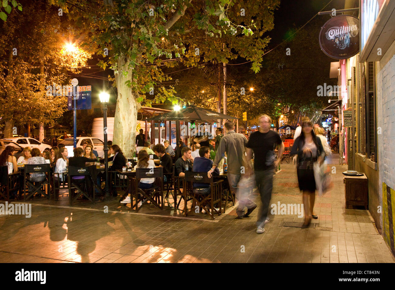 Vie nocturne sur l'Avenue Aristides Banque D'Images