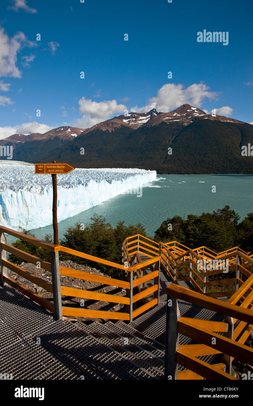 Plate-forme d'observation du Glaciar Perito Moreno Banque D'Images