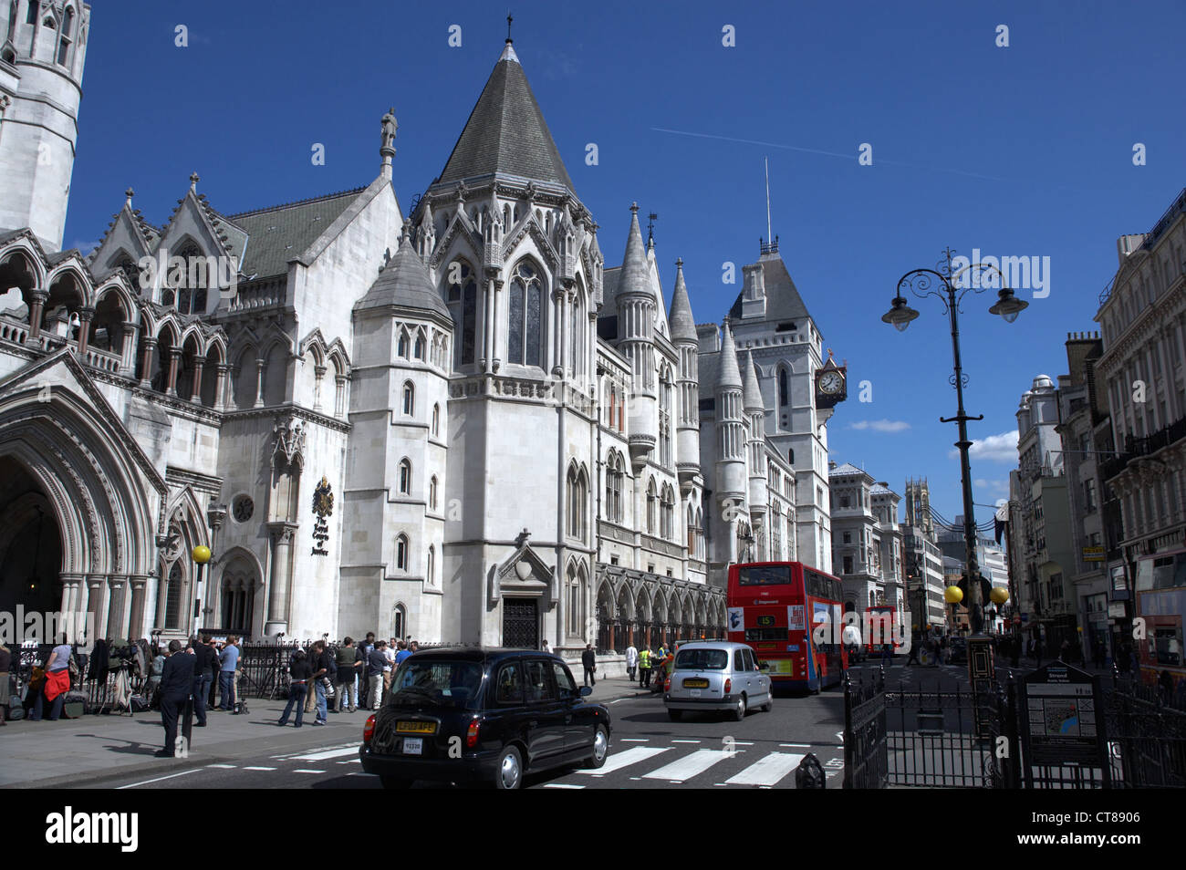 Londres - Aussenanicht la Royal Courts of Justice Banque D'Images