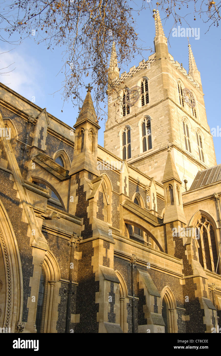 La cathédrale de Southwark, près de la rive sud de Londres, en Angleterre Banque D'Images