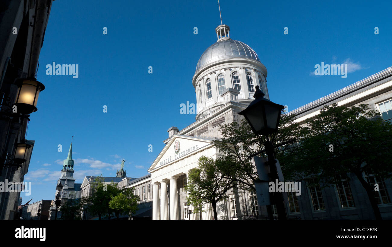 Marche Bonsecours abrite les arts, l'artisanat boutiques, galeries et restaurants à Vieux Vieille Ville Montréal, Québec, Canada Kathy DEWITT Banque D'Images