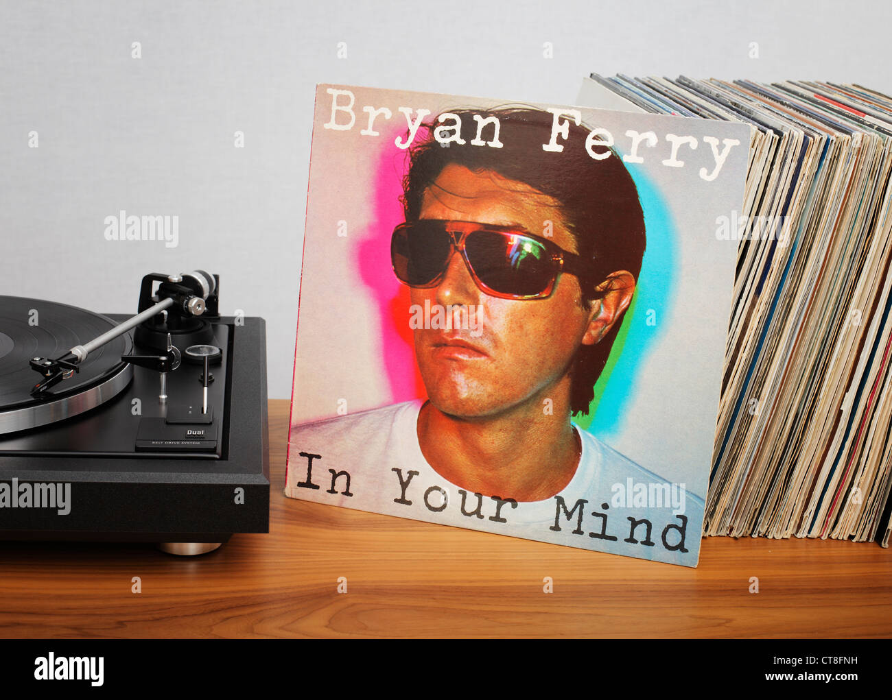 Dans votre esprit est un album de 1977 par Bryan Ferry. Banque D'Images