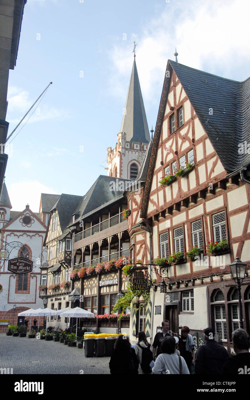 La ville de Bacharach dans la gorge de la rivière du Rhin, Allemagne Banque D'Images