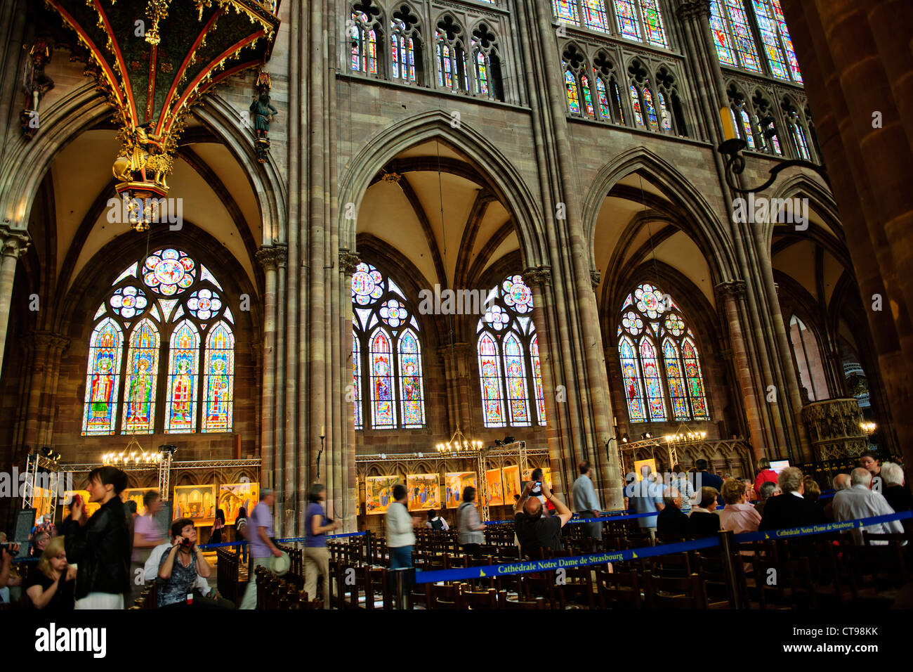 La cathédrale de Strasbourg,Erwin von Steinbach est crédité pour les importantes contributions de 1277 à sa mort en 1318, à 142 mètres,466 ft Banque D'Images