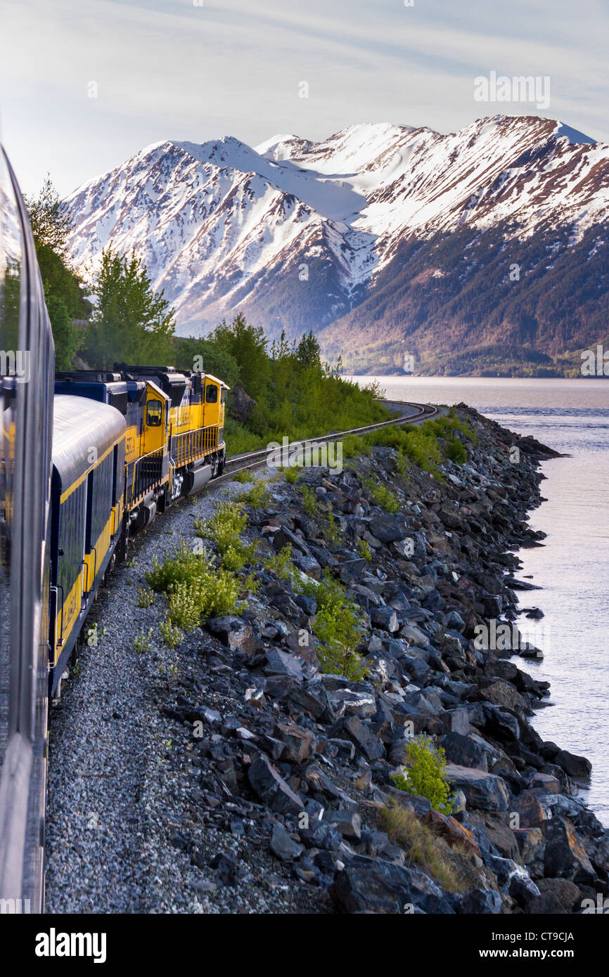 Alaska Railroad Coastal Classic train allant d'Anchorage à Seward, Alaska. Banque D'Images