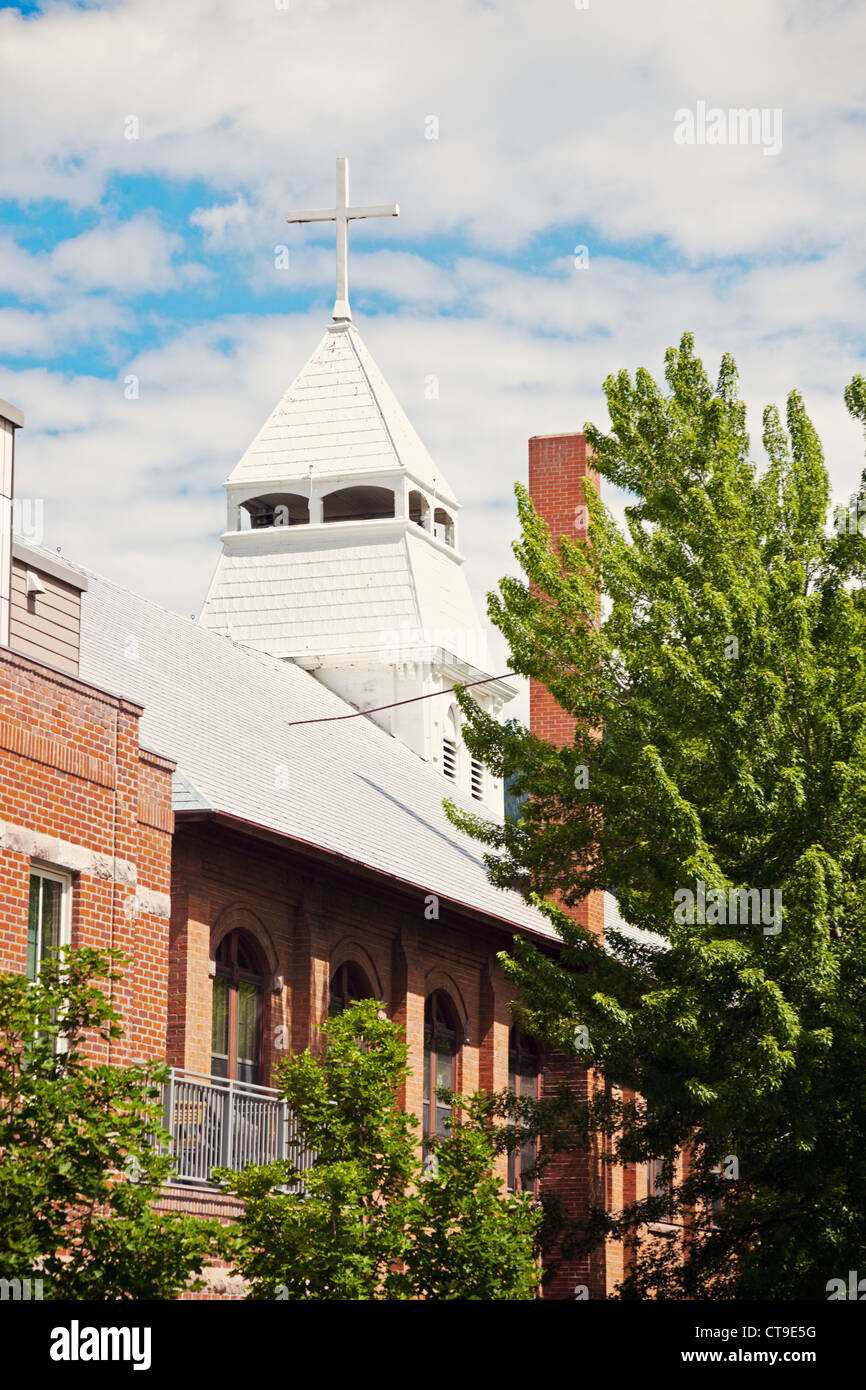 L'église catholique dans le centre-ville d'Aspen Banque D'Images