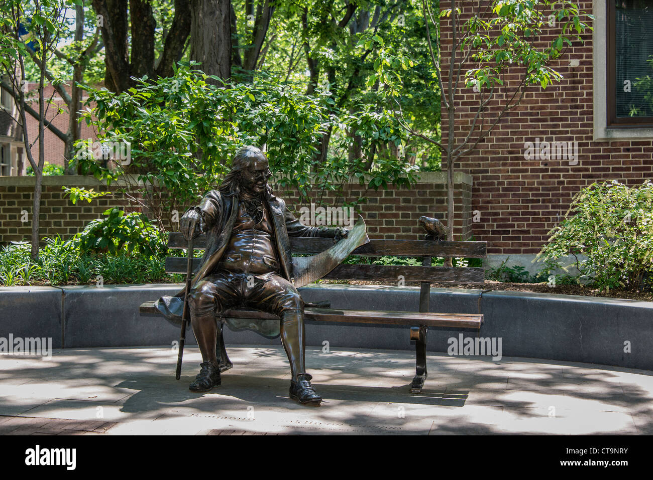 Statue de Ben Franklin sur le campus de l'université de Pennsylvanie, Philadelphie, Pennsylvanie, USA Banque D'Images