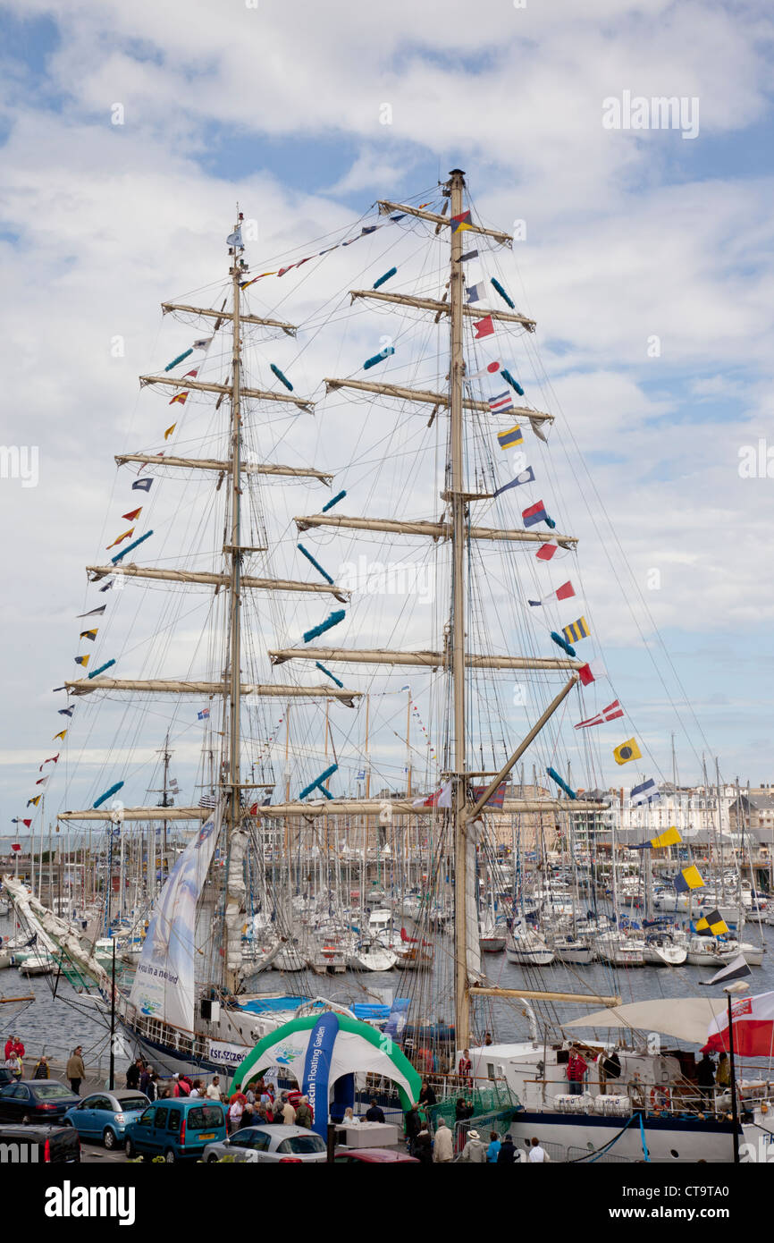 Grande course de navires 1, St Malo, Bretagne, France Banque D'Images