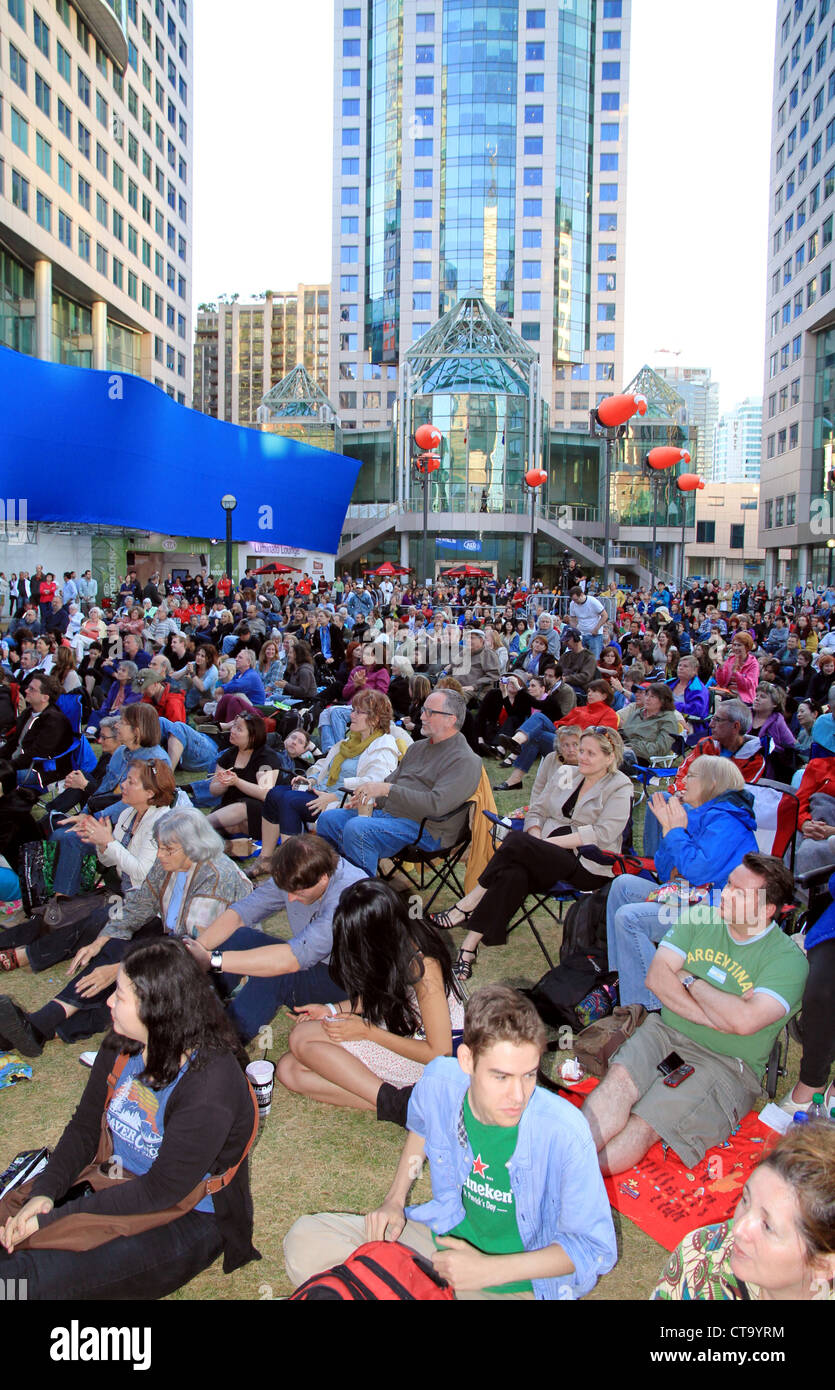 Un concert en soirée au centre-ville de Toronto pour le Luminato Festival annuel Banque D'Images