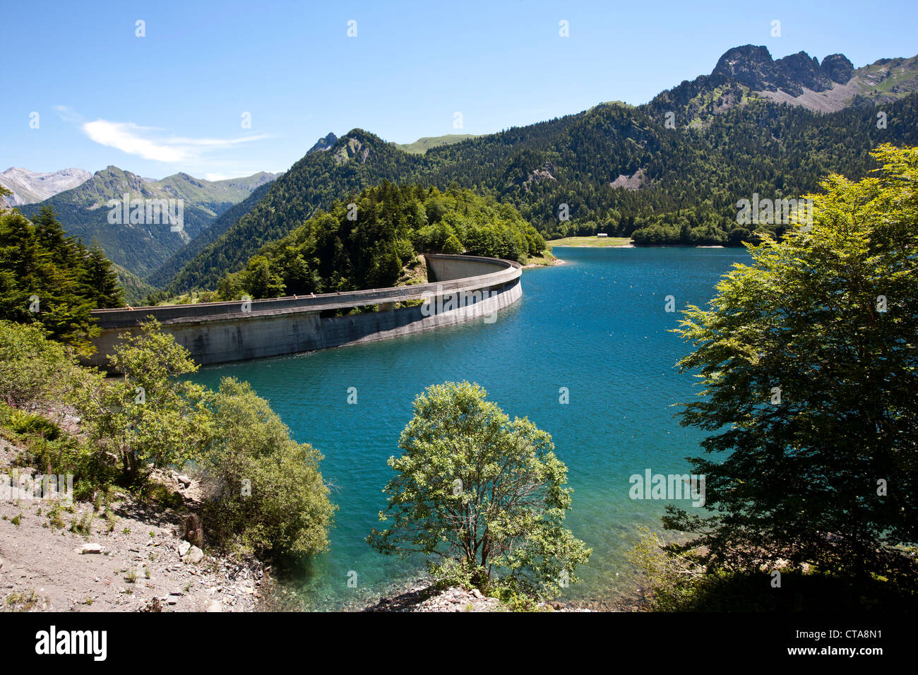 Lac de Bious-Artigues réservoir, vallée d'Ossau, Pyrénées françaises, Pyrénées-Atlantiques, Aquitaine, France Banque D'Images