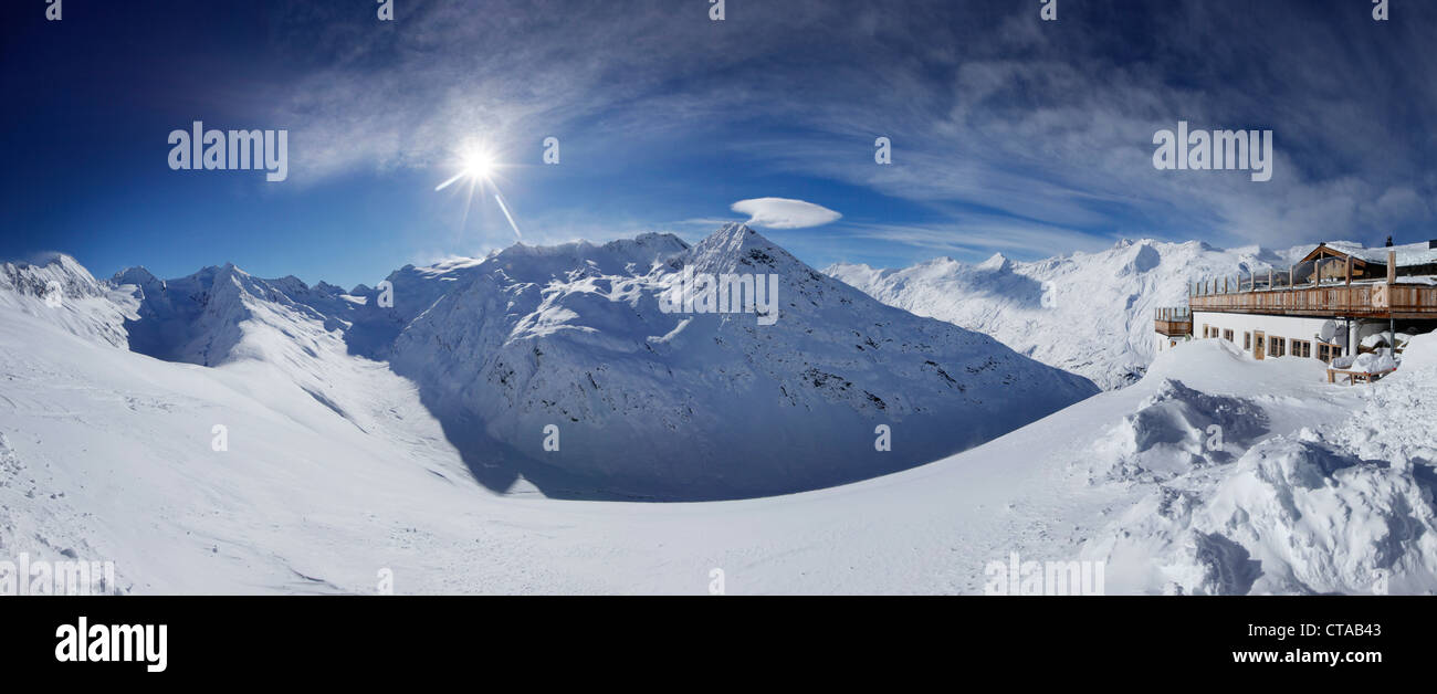 Panorama de montagnes à l'Schoenwies alpine hut, Obergurgl, Tyrol, Autriche Banque D'Images