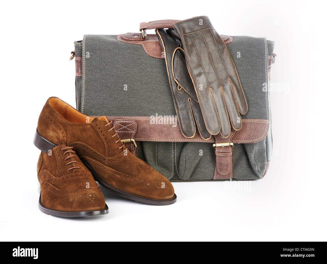 Mémoire de l'homme et de chaussures, gants de cas sur un fond blanc Banque D'Images