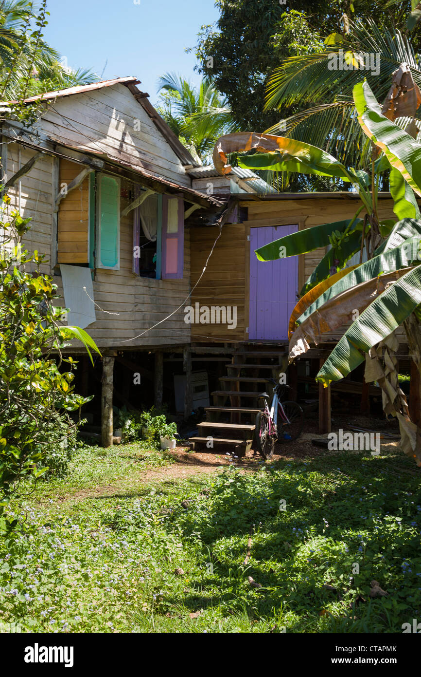 Maison rustique sur l'Île de Colon, Bocas del Toro, PANAMA. Banque D'Images