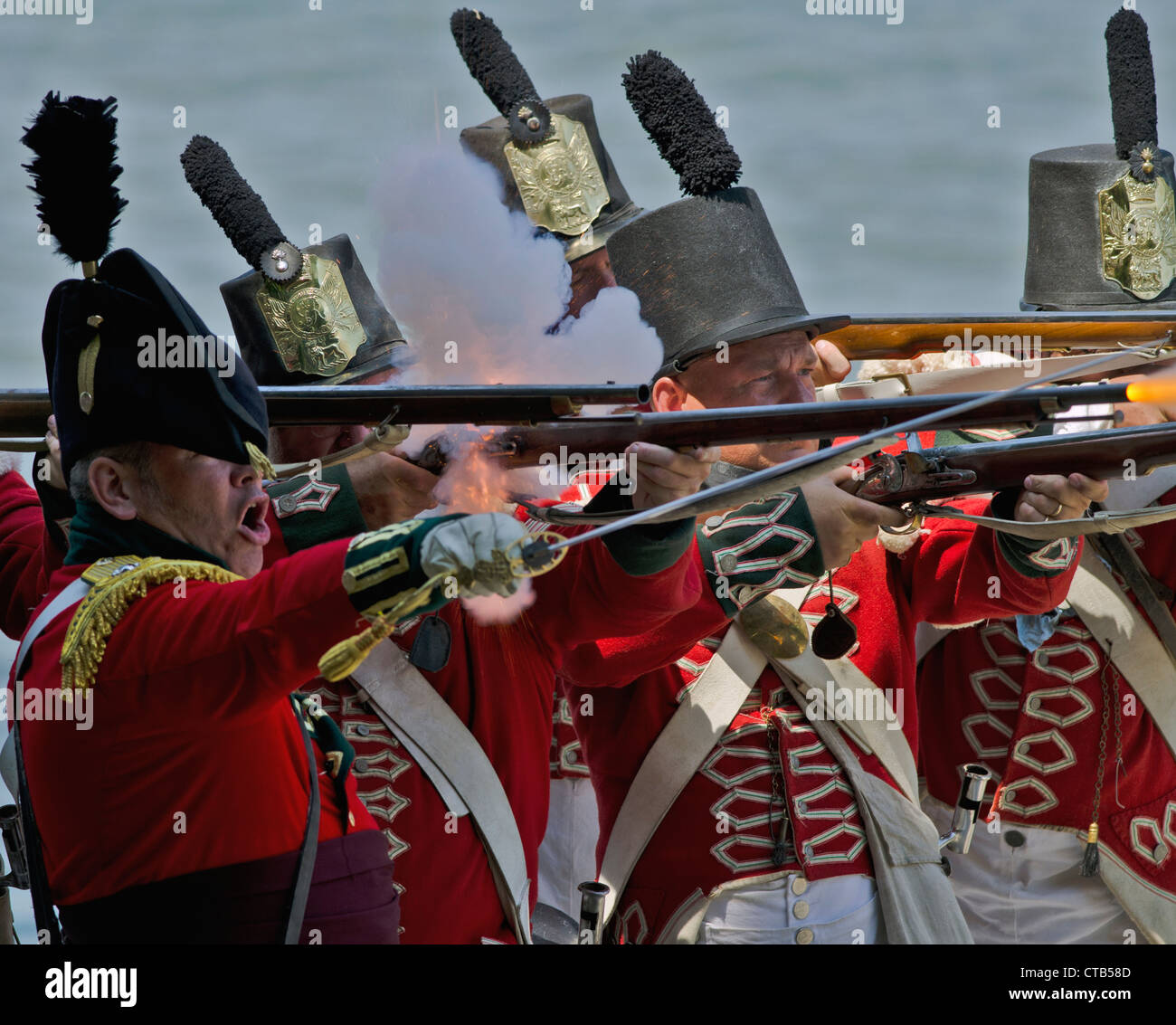 La défense de feu d'infanterie britannique une volée. Banque D'Images