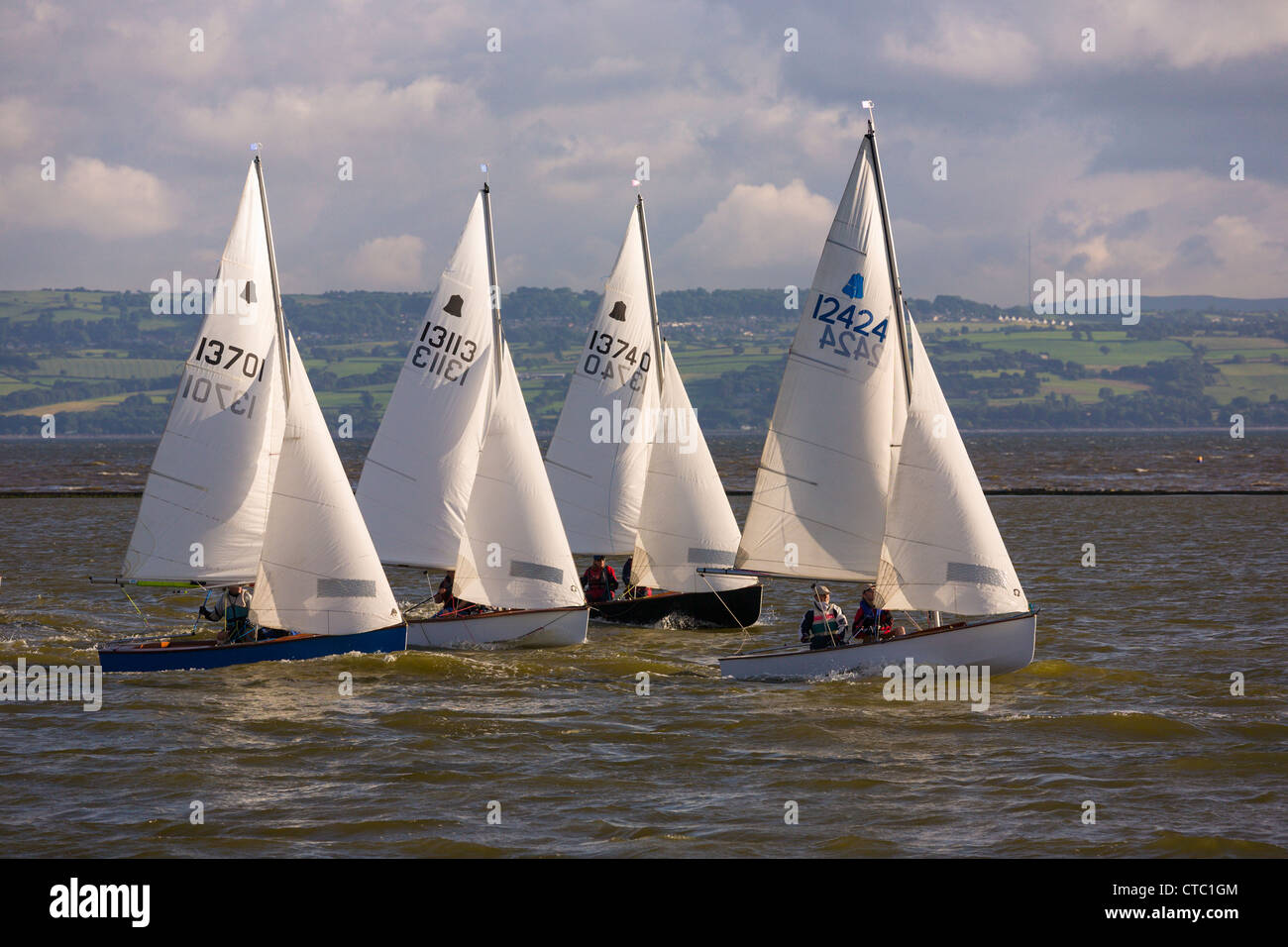 Course de canots sur West Kirby Lac Marin, Wirral, Angleterre Banque D'Images