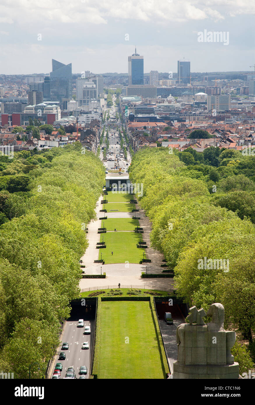 Bruxelles - Outlook à partir de la Basilique du Sacré Coeur de quartier financier. Banque D'Images