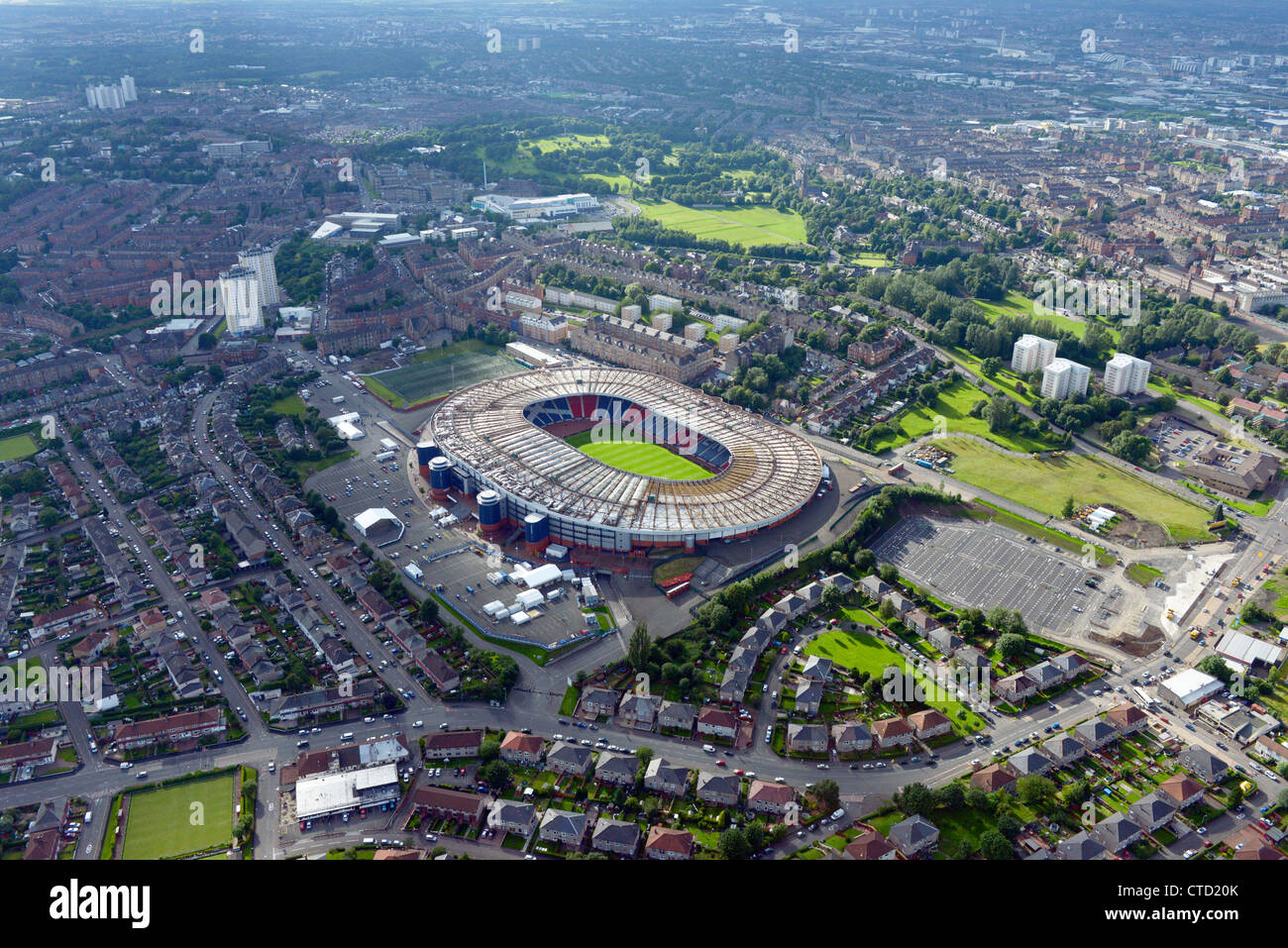 Vue aérienne du stade de football Hampden Park, Glasgow. Banque D'Images