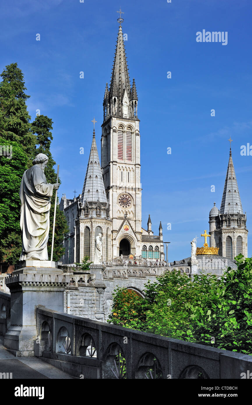 Basilique Notre Dame du Rosaire / Notre Dame du Rosaire de Lourdes au Sanctuaire de Notre-Dame de Lourdes, Pyrénées, France Banque D'Images