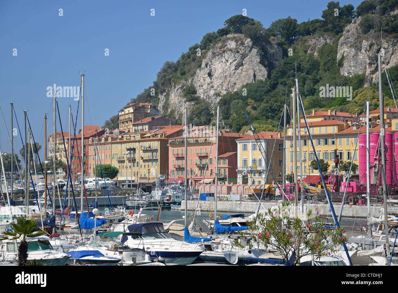 Bateaux de pêche au Vieux Port Nice, Nice, Côte d'Azur, Alpes-Maritimes, Provence-Alpes-Côte d'Azur, France Banque D'Images