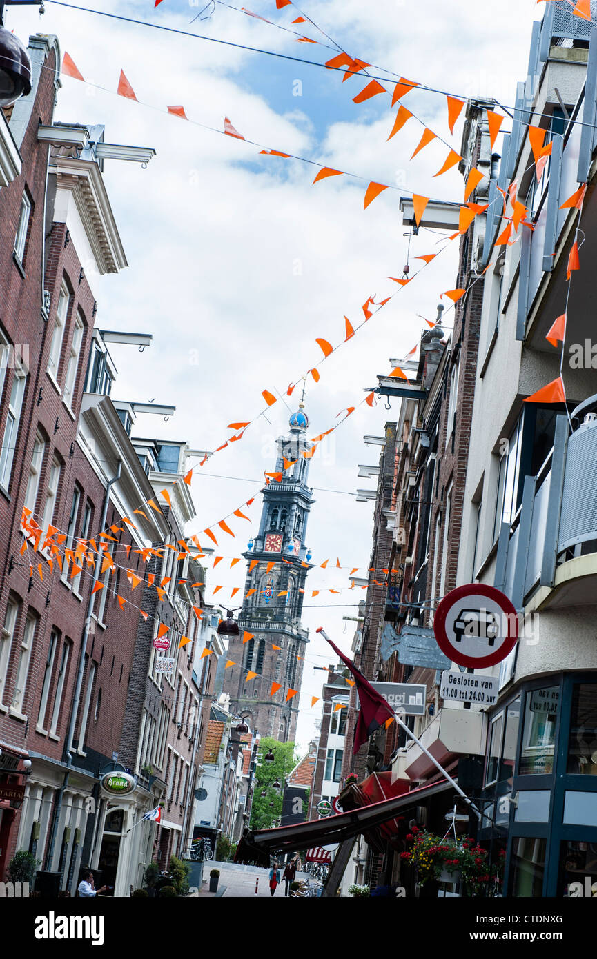 L'une des principales dans le prix Jordaan Amsterdam. Drapeaux Orange pour soutenir l'équipe nationale de soccer. Banque D'Images
