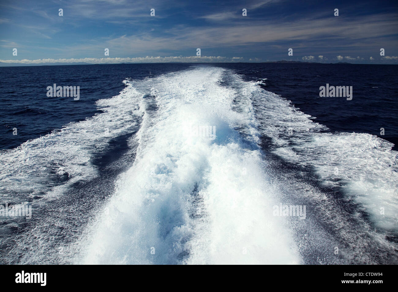 Bateau Wake Banque D'Images