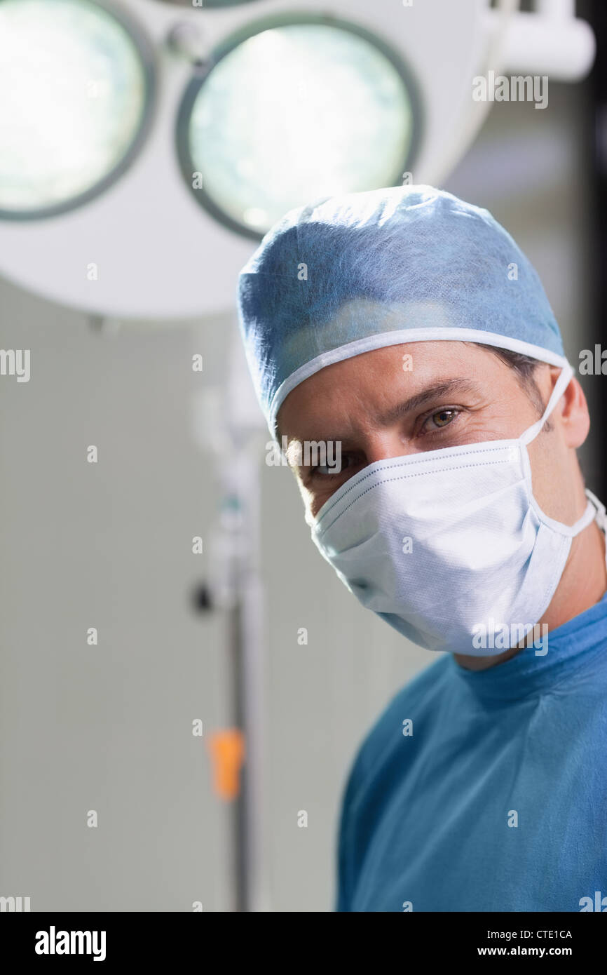 Close up of a doctor looking at camera Banque D'Images