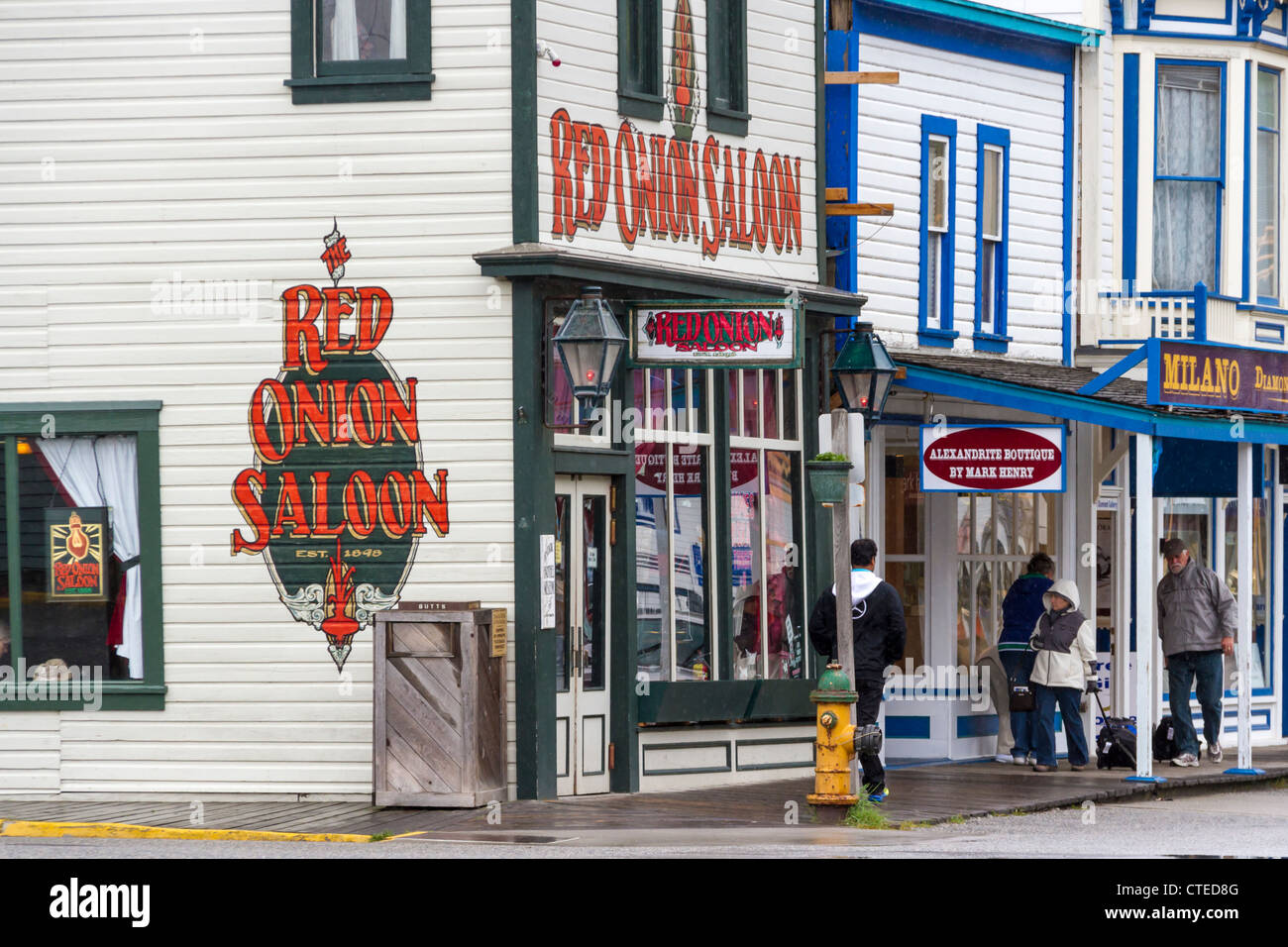 « Red Onion Saloon » à Skagway, en Alaska, un port d'escale régulier pour les navires de croisière qui se rendent en Alaska par le passage intérieur. Banque D'Images