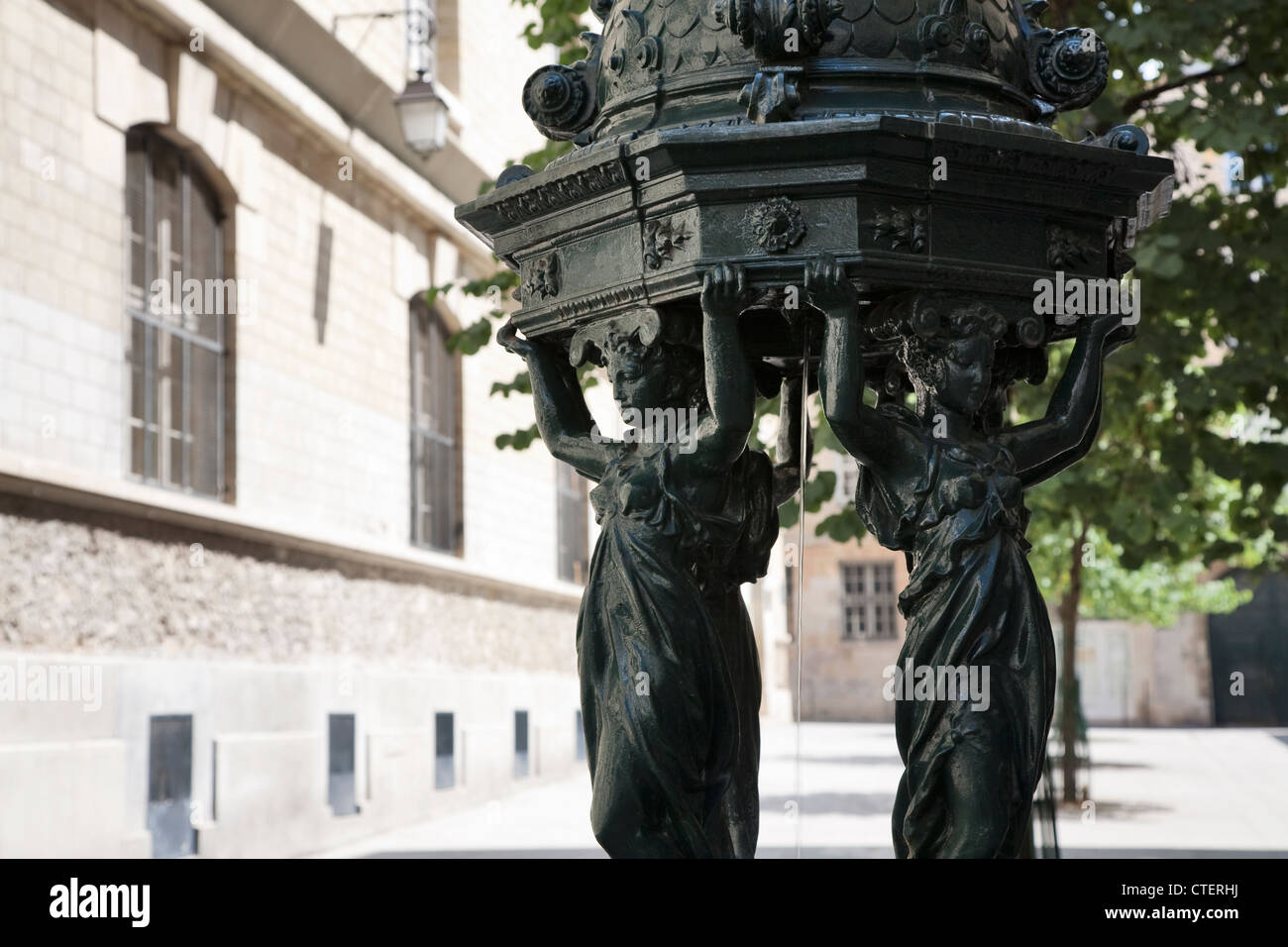 Fontaine ornée de Paris (appelées fontaines Wallace) Banque D'Images