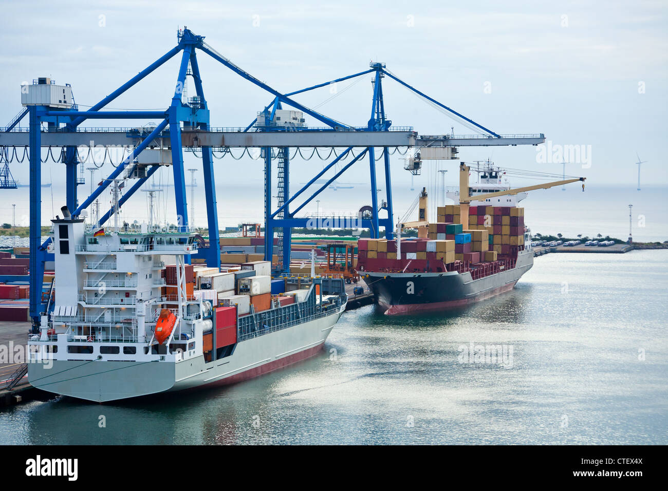 Tôt le matin dans le port de fret de Copenhague Banque D'Images