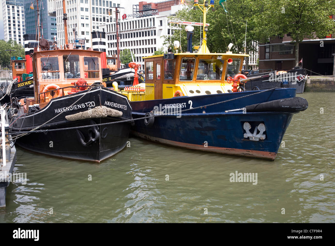 Bateaux et navires historiques dans le havre musée, Leuvehaven, Rotterdam,  Pays-Bas Photo Stock - Alamy