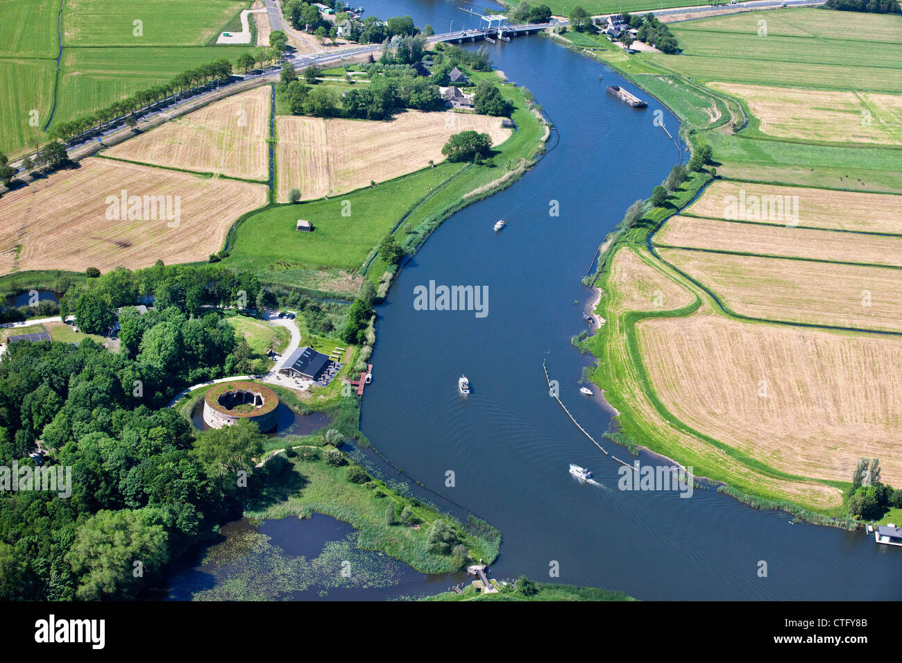 Pays-Bas, Weesp, Aerial, fort Uitermeer à la rivière Vecht. Ligne de défense d'Amsterdam. Waterlinies Hollandse. Lignes de défense des eaux néerlandaises. Antenne. Banque D'Images