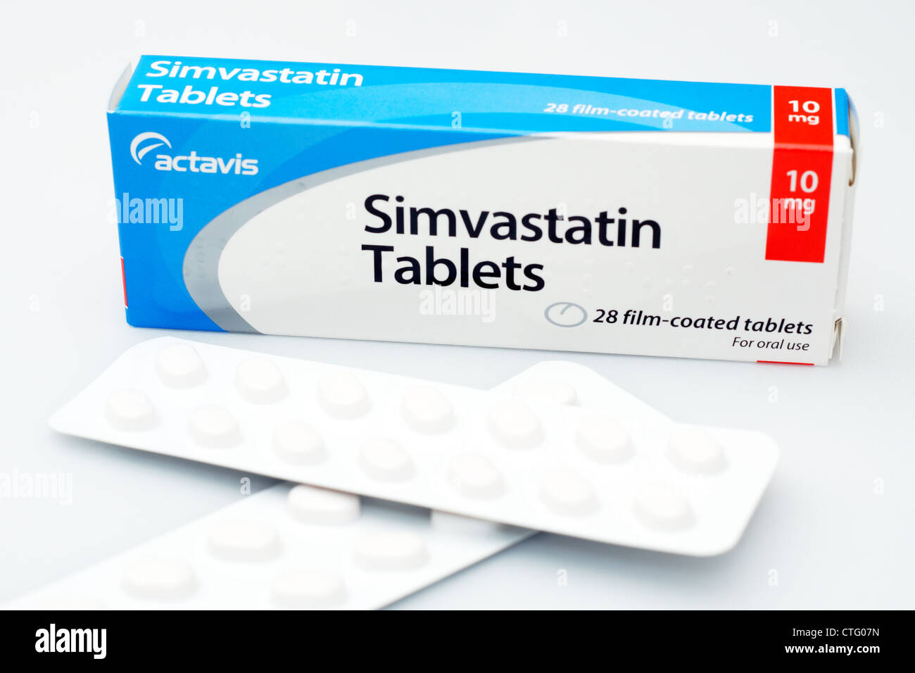 Simvastatin comprimés (statines) cholestérol réduisant les comprimés Banque D'Images