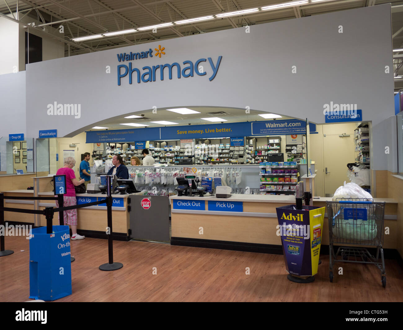 Comptoir walmart pharmacy usa de l'intérieur Banque D'Images