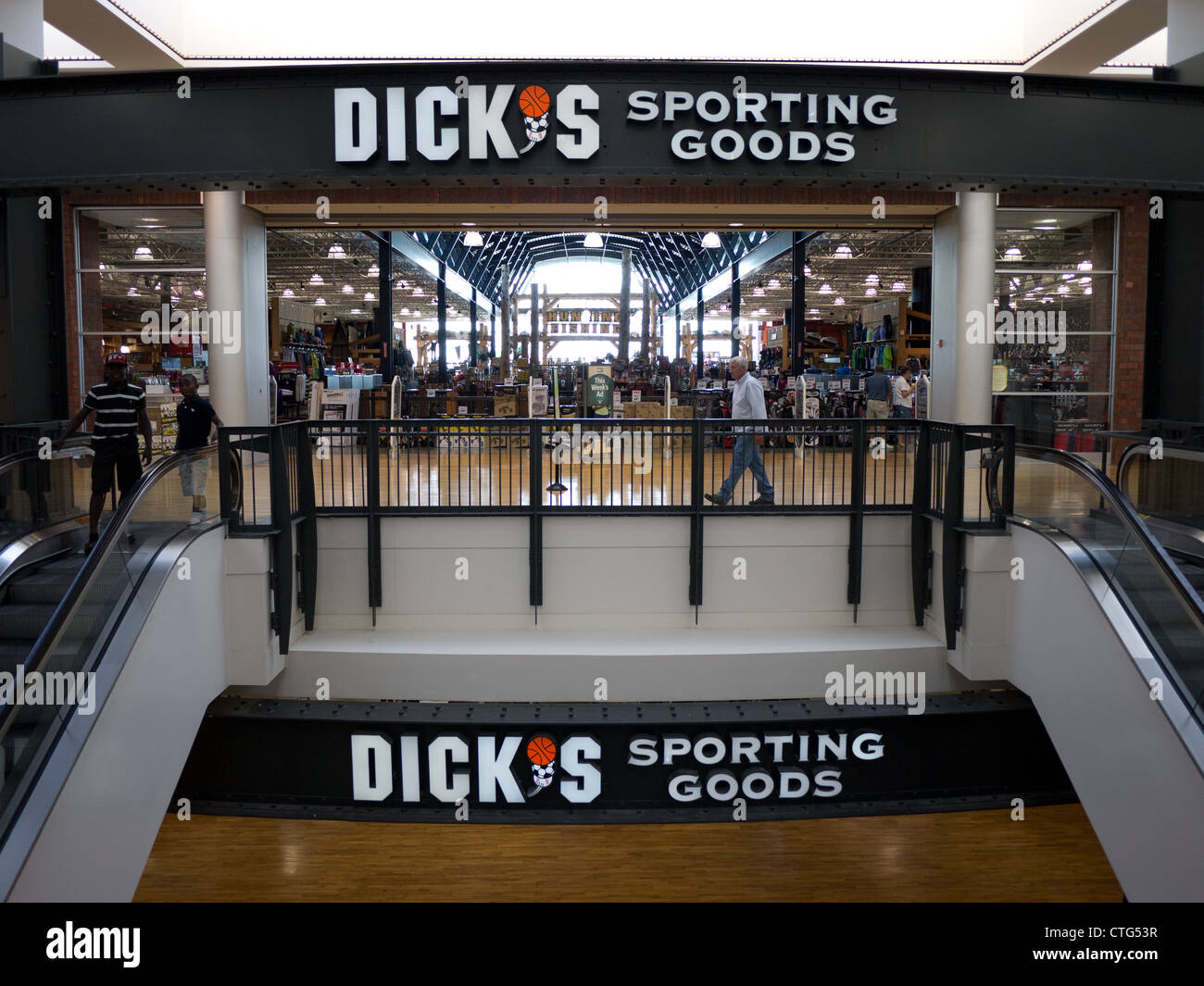 Dicks sporting goods entrée du centre commercial intérieur logo Banque D'Images