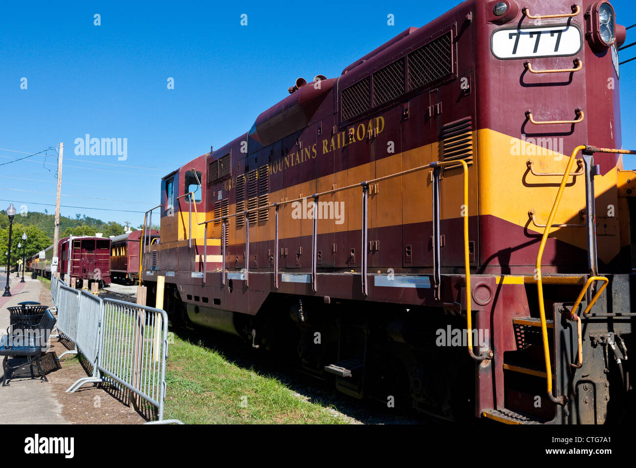 Great Smoky Mountain Railway locomotive diesel-électrique # 777 de Bryson City, Caroline du Nord. Banque D'Images