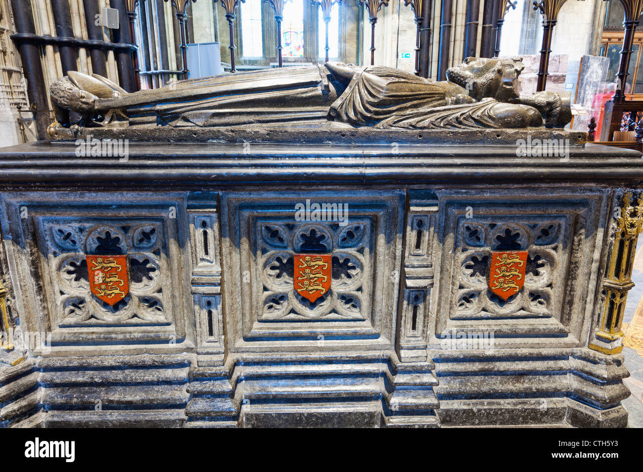 L'Angleterre, Worcestershire, Worcester, Worcester Cathedral, King John's Tomb 1216 Banque D'Images