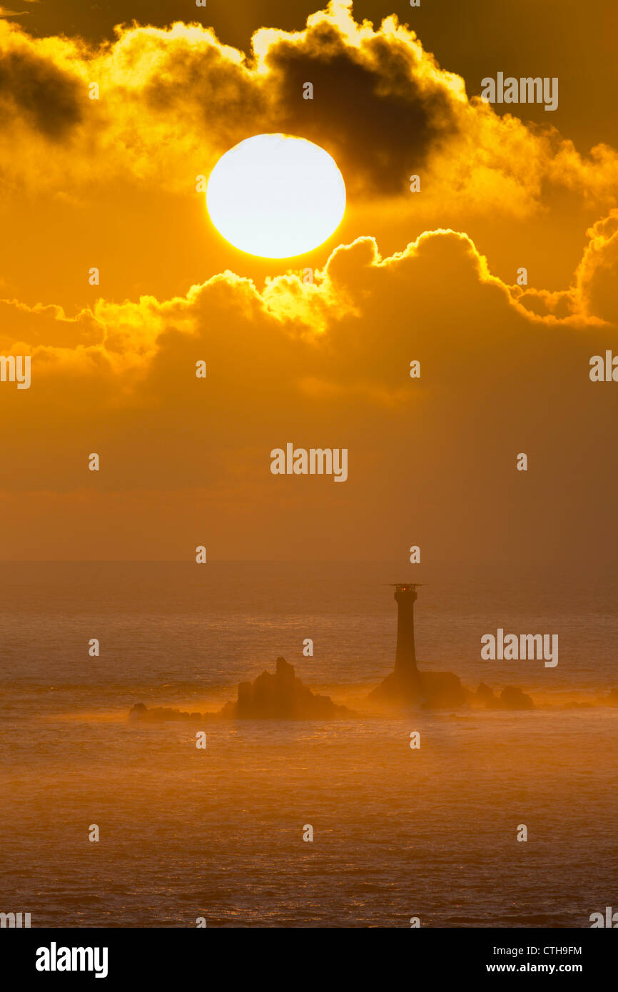 Phare de Gwennap drakkars ; tête ; coucher du soleil ; Cornwall, UK Banque D'Images