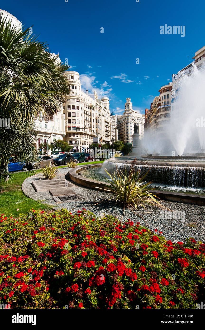 La fontaine de la Plaza del Ayuntamiento, Valencia, Espagne Banque D'Images