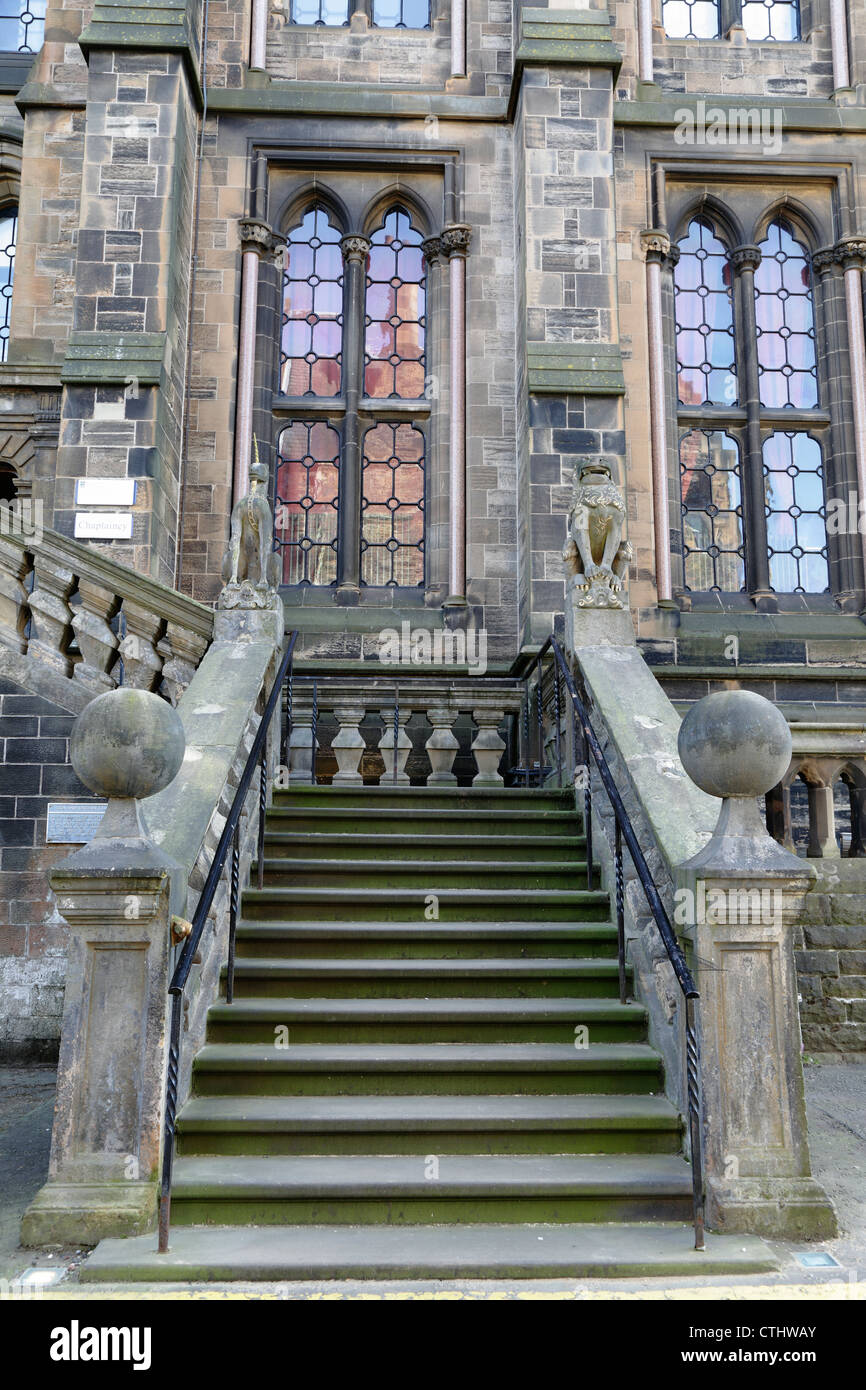 Le lion et licorne escalier du 17ème siècle à l'Université de Glasgow, Écosse, Royaume-Uni Banque D'Images