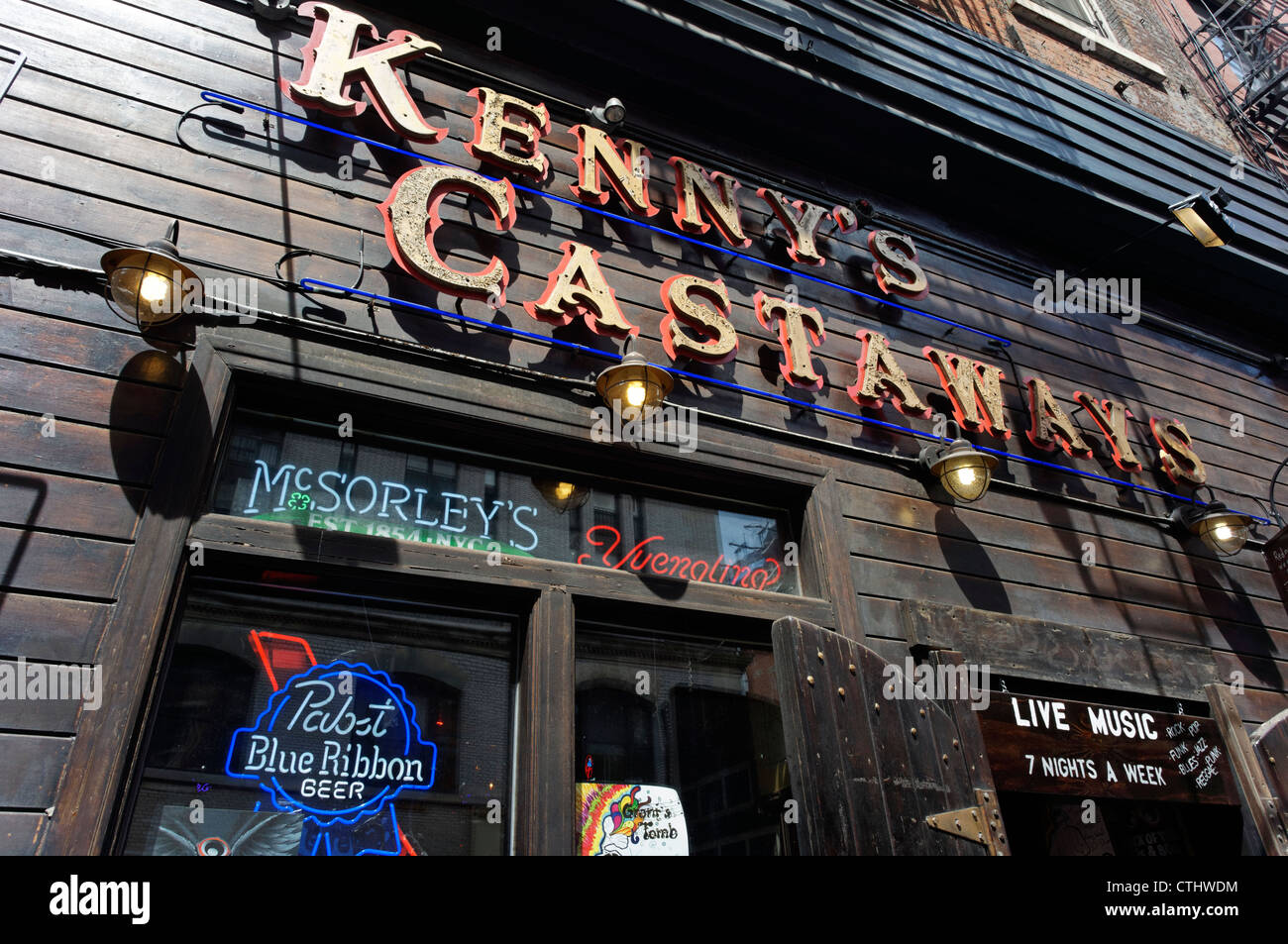 Kenny a Casteaway Pub avec musique live à Greenwich Village, New York, USA, Banque D'Images