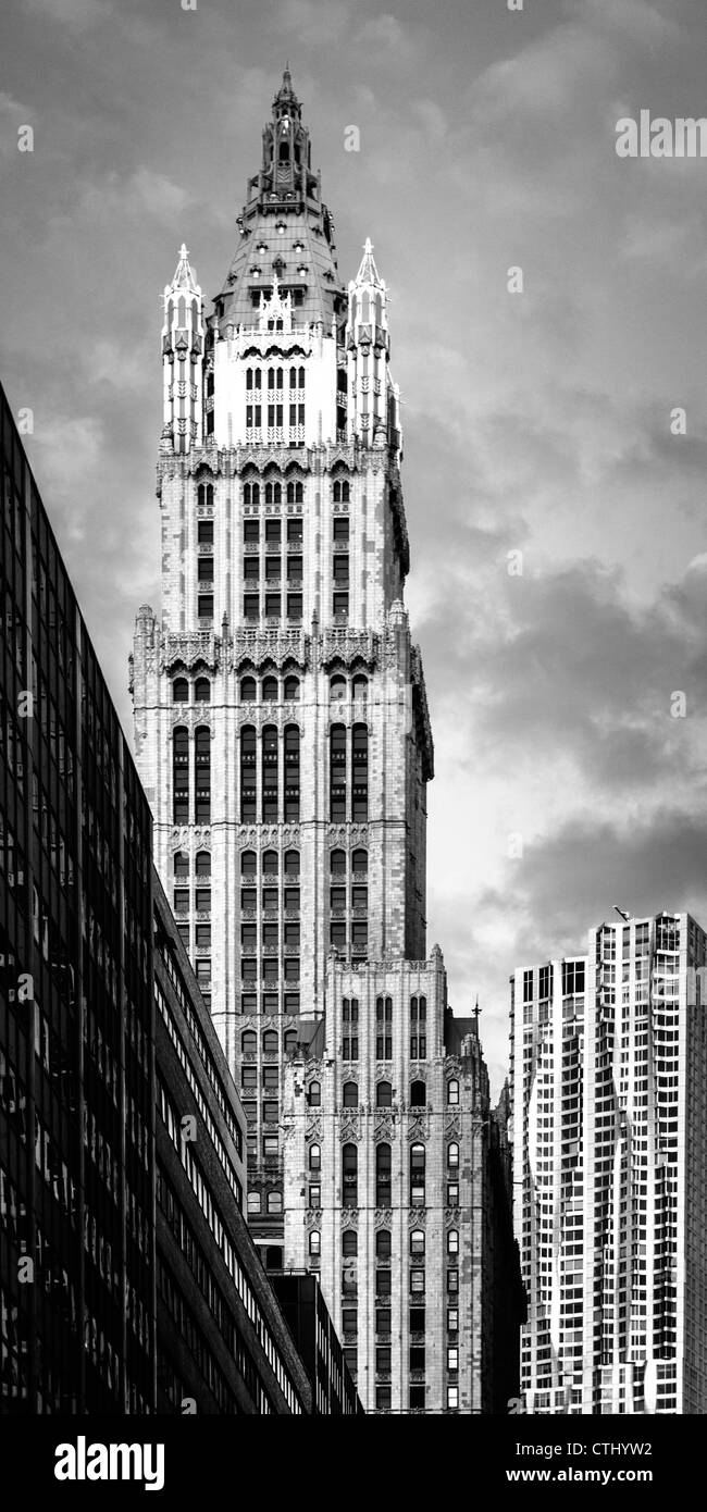 Buildlng Woolworth, Beekham Tower par Frank Gehry, Manhattan, New York, Vertical Banque D'Images