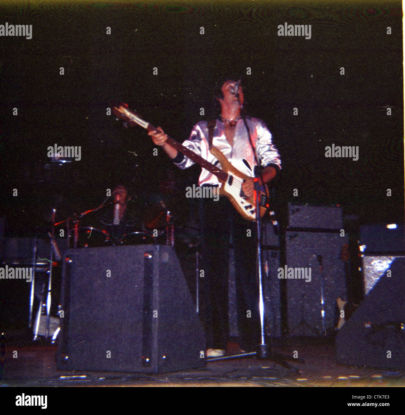 006628 - Wings en concert à l'Hôtel de ville de Sheffield le 4 juillet 1973 Banque D'Images