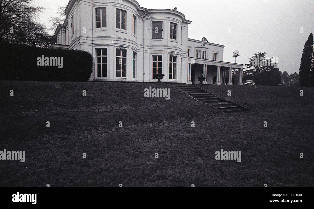 004550 - John Lennon et Yoko Ono's home, Tittenhurst Park en 1970 Banque D'Images