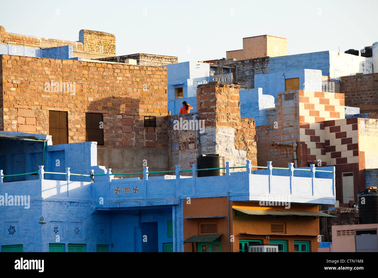 Toits de maisons à Jodhpur, Rajasthan au lever du soleil Banque D'Images